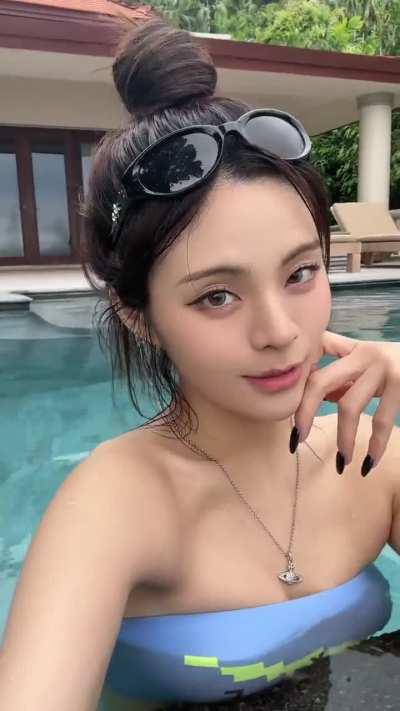 korean hottie in pool