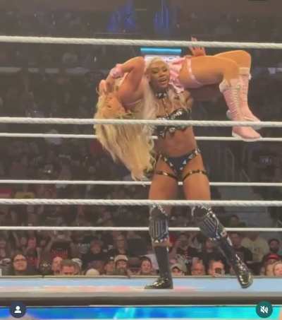 Jade ends Tiffy 💪🏽