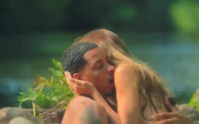 Samara Weaving in 'Nine Perfect Strangers' S01E05