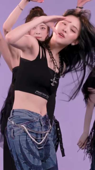 ITZY - Ryujin