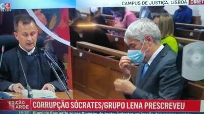 Sócrates mesmo agora...