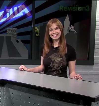 Veronica Belmont shaking her big tits