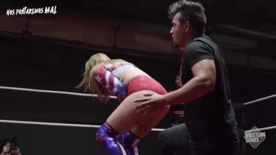 Gidget atomic dropped by her male opponent