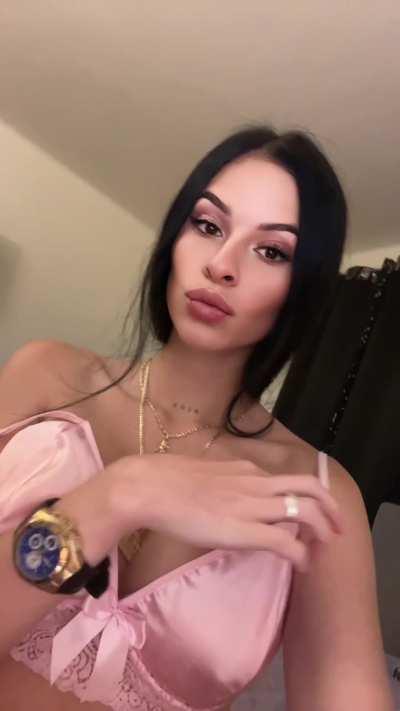 Are you into eating me out?