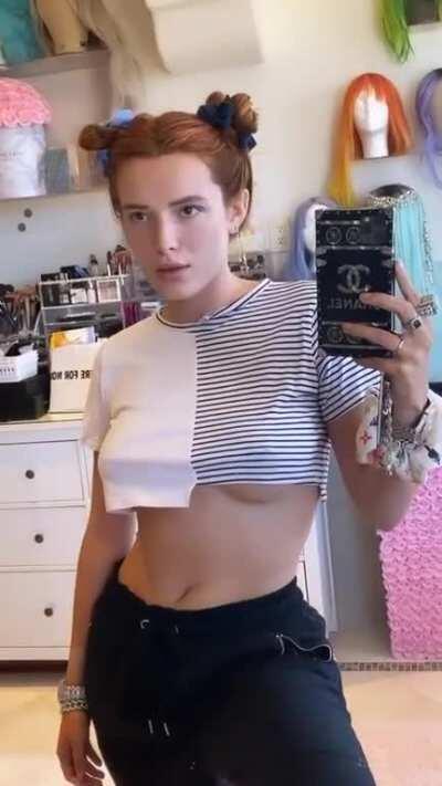 Underboob and Pokies