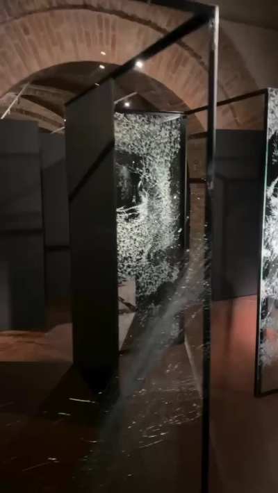 Man creates art by breaking glass!