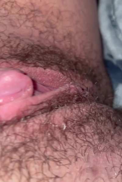 Feeling so jealous rn, wishing I was born with a cis dick