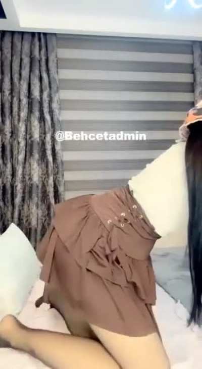 Türbanlı yayıncı