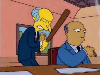 Phoebe and her guitar versus the stage monitor