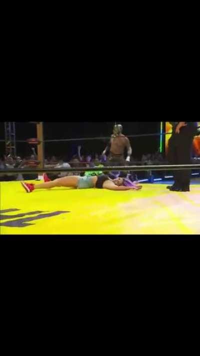 Pentagon Oscoro Negro Black Dark Zero Miedo for scjerk HoF for this? Also a direct shot at AEW for this clip being more entertaining than all of an episode of Rampage.