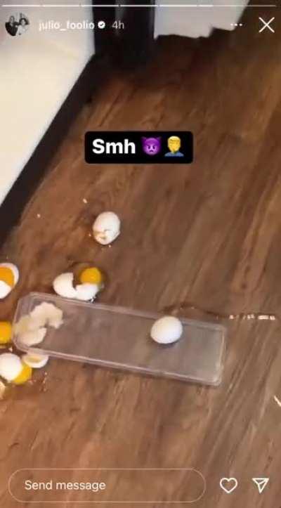 Foolio need a bitch bro. 🤦🙁 I kno Ace never have these problems with a baddie like Chloe