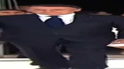 Luba faz um papelão desse...