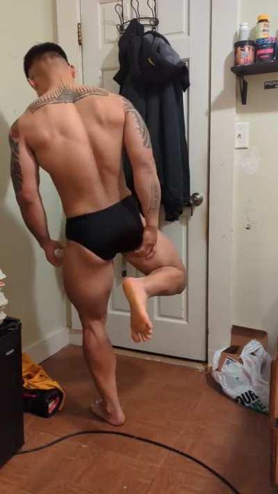 56 days out from OCB classic physique debut show (5'5). Bit worried about my conditioning tbh.