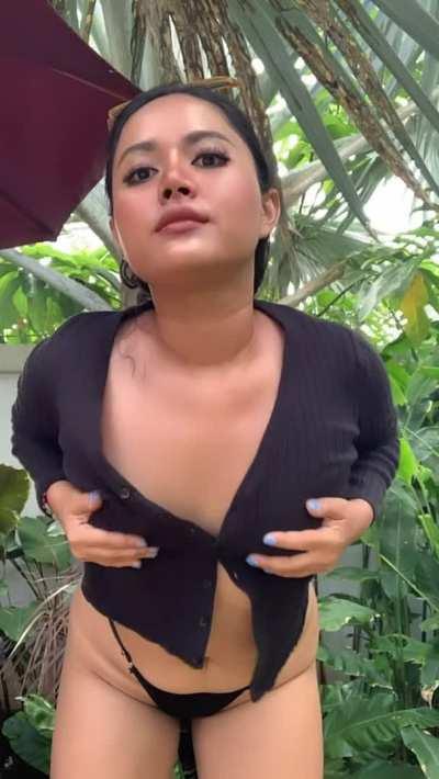 Can I be your little fuckdoll?