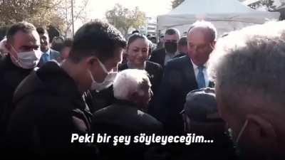 Sen hiç camide fotoğraf çektirdin mi? 🕌📷