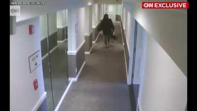 New Leaked Video Appears to Show Diddy Punching Cassie in 2016. (Notice the hoodie she was wearing)