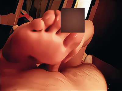 Footjob using her soles