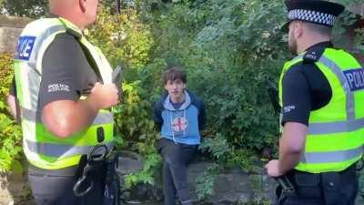 [Follow-up] The protestor arrested today for calling out Prince Andrew for his Epstein connections during the Royal Funeral makes a statement -- while in handcuffs -- to @janderson_news; 