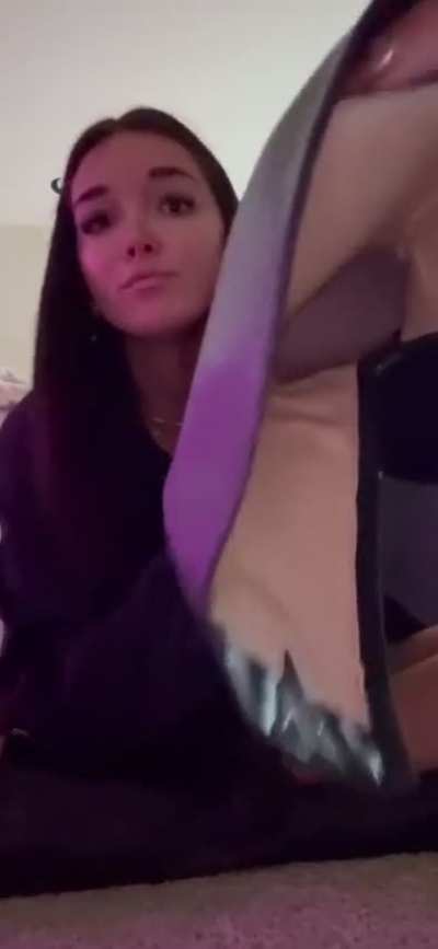 Lick her boots clean loser