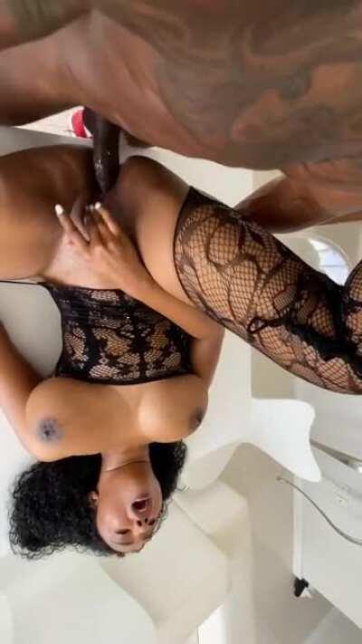 1 more vid i feel like i aint drop enough heat for yall tonight this should do the trick now I'm out ✌ join that premium