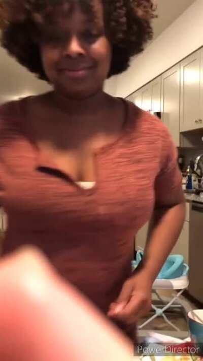 Cusky annoying his lady on IG