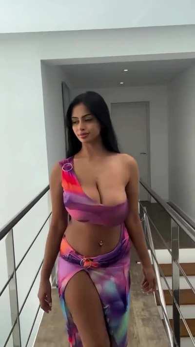 M ≽ܫ≼ (@poc0hontas)