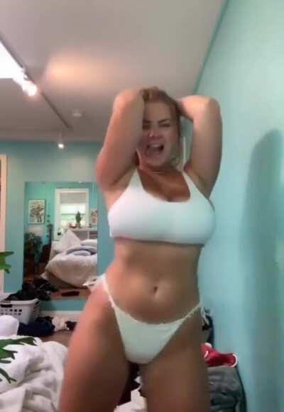 I can't get enough of this thick blonde