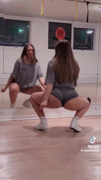 Pawg of the day🍑 8