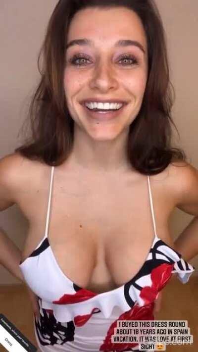 Floral dress (complete video)