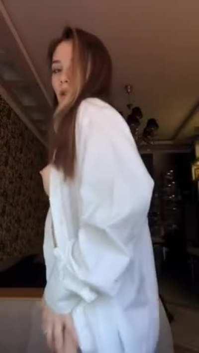 I'll wear your shirt in the morning😉