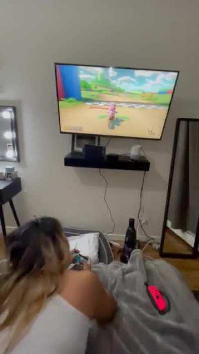 I still ending up cumming in first place even while my roommate was pounding me out 🥰