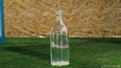 Tommy King revolutionizes dairy farming with Eva Maxim and Zariah Aura