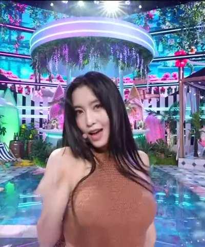 210613 - Beautiful Momo