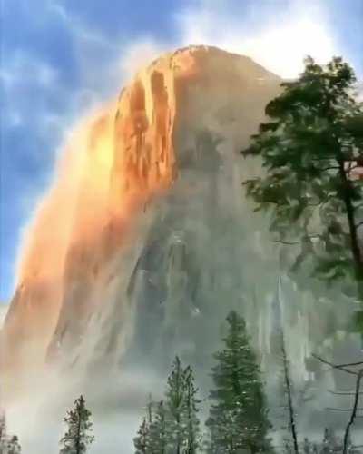 🔥 Yosemite national park looks like a fairy tale