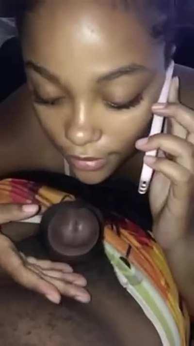 Bihh on the call while putting that mouf to work😈 Get video with sound in Comments 👇🏾