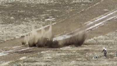 EU SOU SIM SUA PUTA (eu sei que tá sem sincronia, relaxa aí)