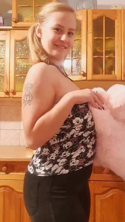 What does the plushie do? Surprised?