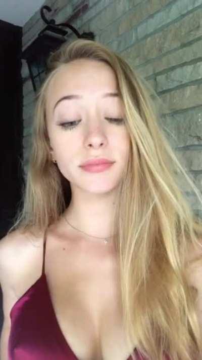 We are blessed that she is blessed with such beautiful 🍋