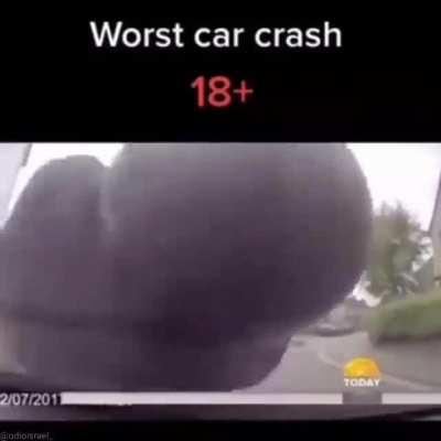 Guy GeTS HiT bY a CaR