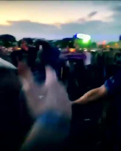 Wizard casts dancing lights!