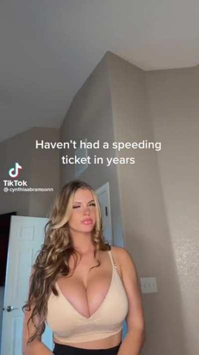 I ❤️ this chick: cynthiaabramsonn