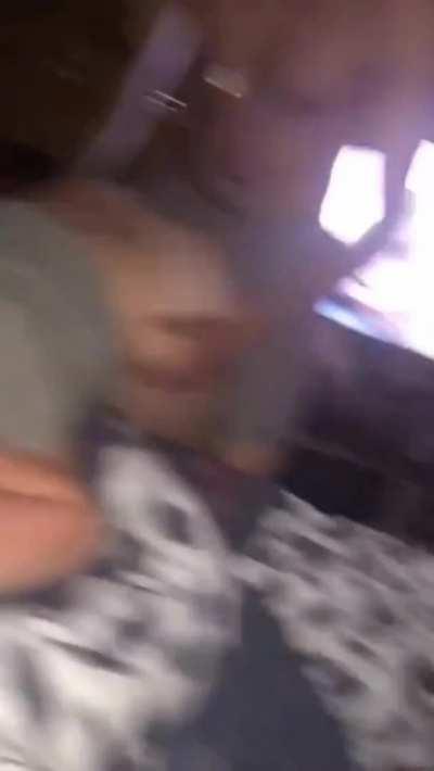 When the parent are out 😯