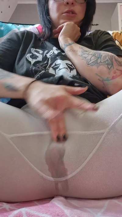 I love to squirt into my nude legginga
