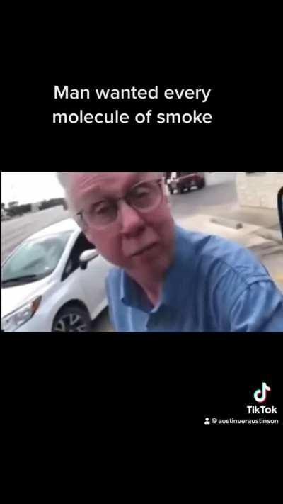 Man parked wrong and still won the argument