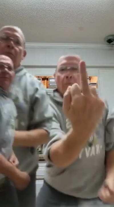 Hold up, wait a minute..