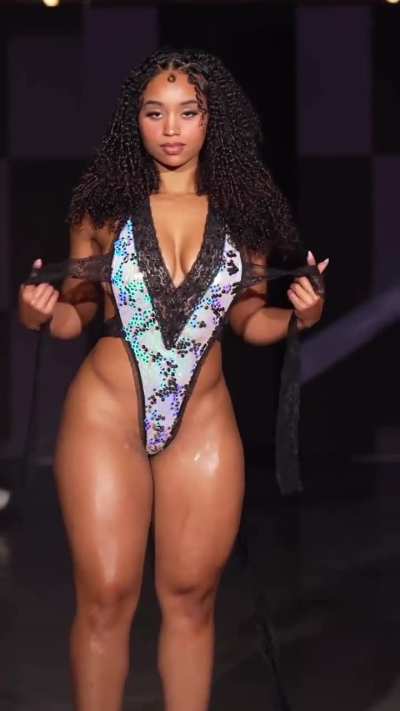 𝑲𝒂𝒕𝒉𝒓𝒚𝒏 𝑪𝒆𝒍𝒆𝒔𝒕𝒆