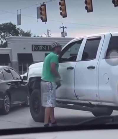 Got his ass left😭