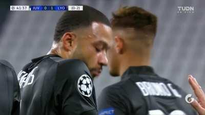 Juventus [1]-1 Lyon: Cristiano Ronaldo penalty goal 43' [1-2 agg.]