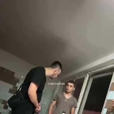 Sucker punch on skinny guy uno reverse