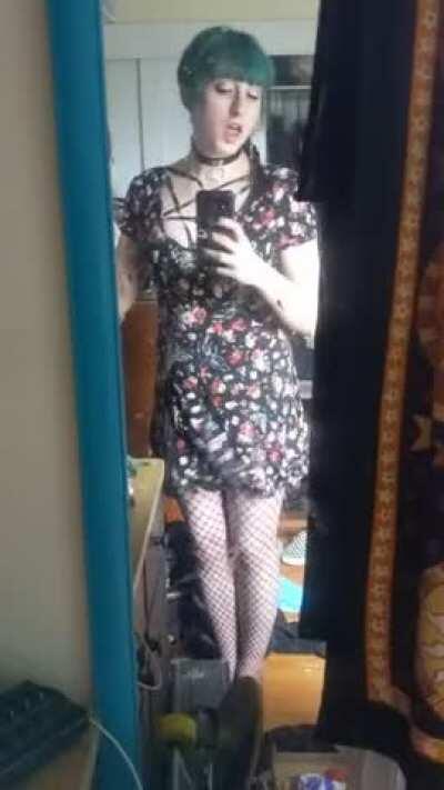 I know y'all love this sort of thing hehe 💋🖤